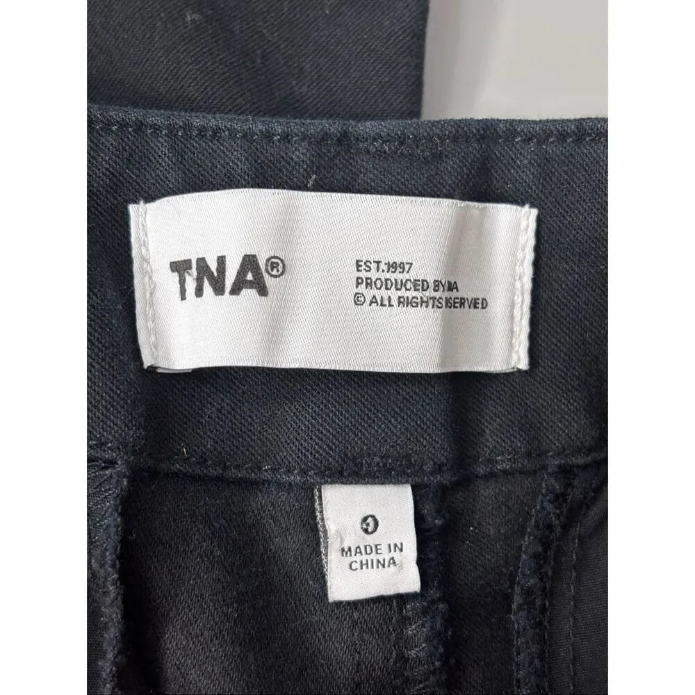 Aritzia TNA High Rise wide leg Cargo Pants Black Pockets